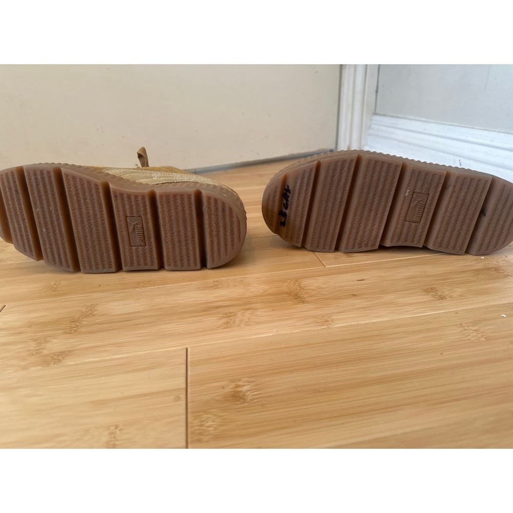 Puma Fenty Women's Tan and Cream Platform Sneakers. Size 7. - Picture 3 of 5
